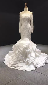 Elegant Off-shoulder Mermaid Tail Luxurious Wedding Dress - FashionByTeresa